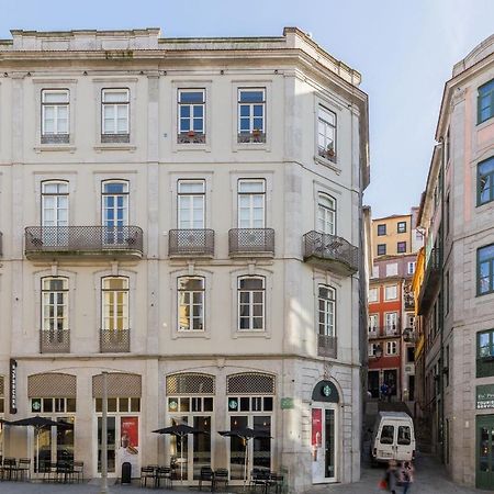 Elegant 2Br Duplex In City Center By Lovelystay Porto Luaran gambar