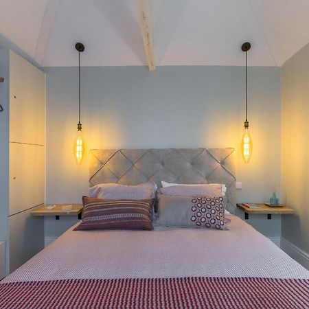 Elegant 2Br Duplex In City Center By Lovelystay Porto Luaran gambar