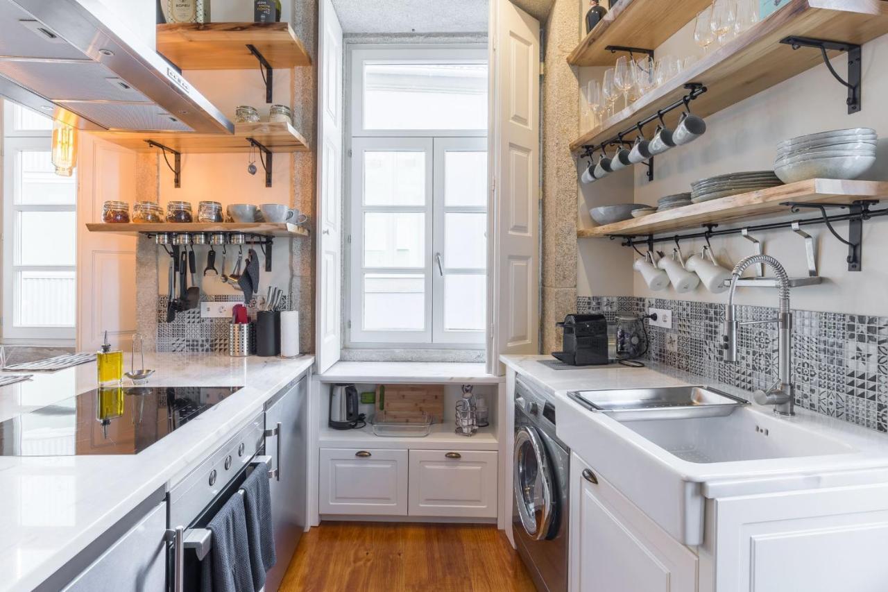 Elegant 2Br Duplex In City Center By Lovelystay Porto Luaran gambar